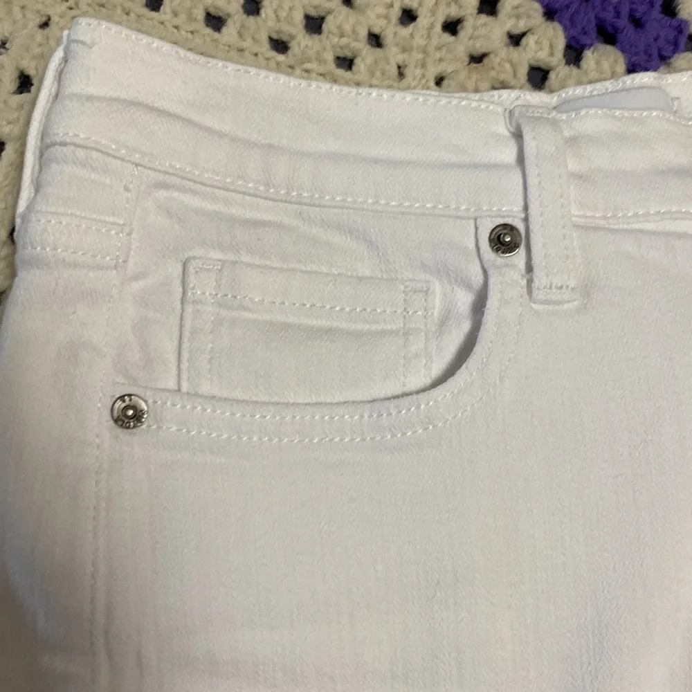 Pistola white denim frayed shorts - Picture 7 of 7